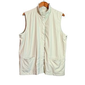 Tabi international golf light green vest. Size xl